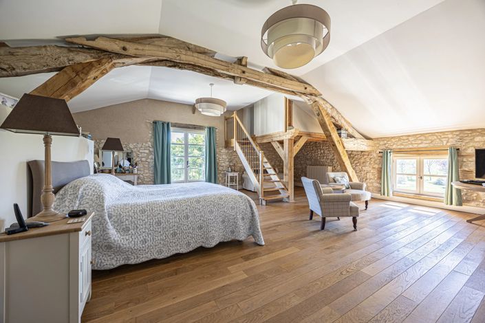 Image No.11-6 Bed House for sale