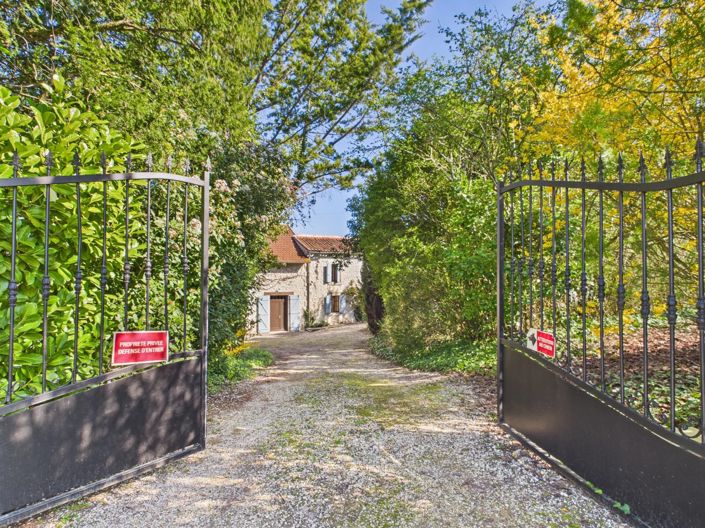 Image No.15-4 Bed House for sale