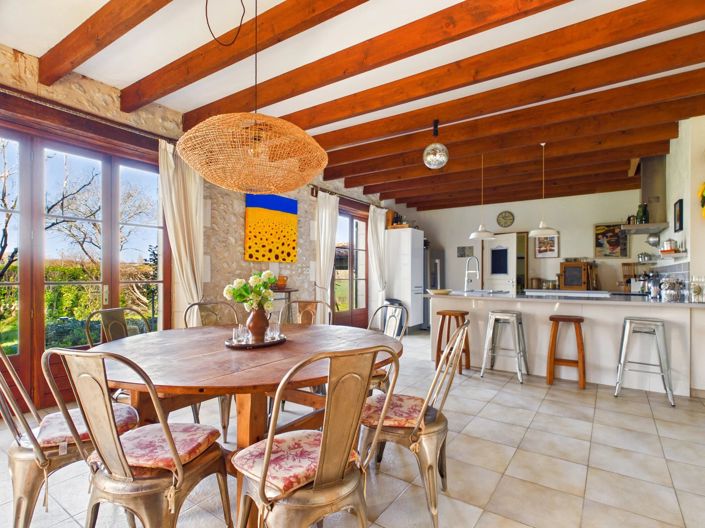 Image No.3-4 Bed House for sale