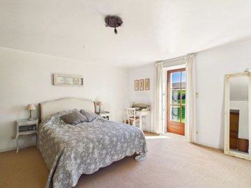 3cf5ad0ca2c9f1631594bb3d6d55337e29194ce6eb200