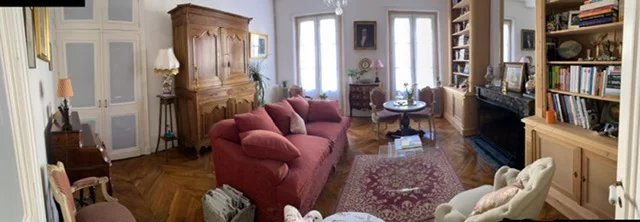 Image No.11-2 Bed House for sale