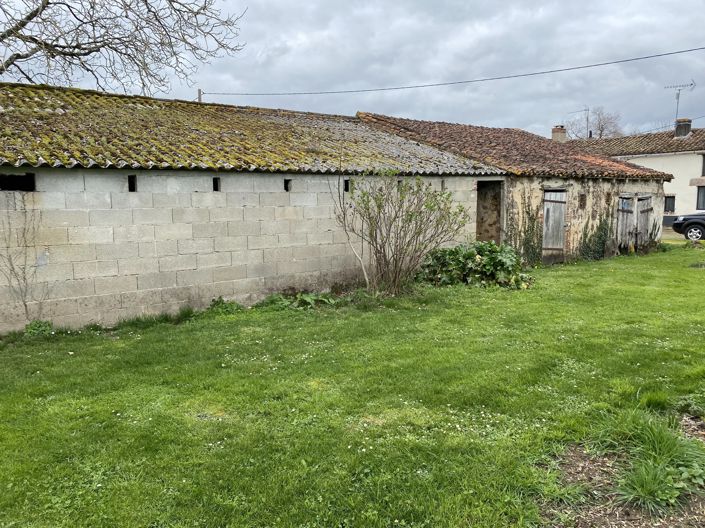 Image No.10-5 Bed House for sale