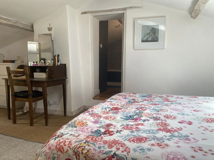 Image No.12-5 Bed House for sale