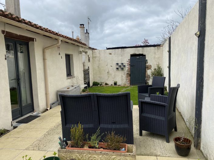 Image No.15-5 Bed House for sale