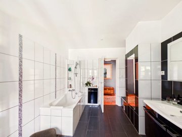 9350b1169152f4405f6167fc9ce9a92ddd8ca29fe4200