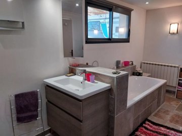 949d94ad8d8f2e400f2e6da39e8c52c755e3cad1ed208