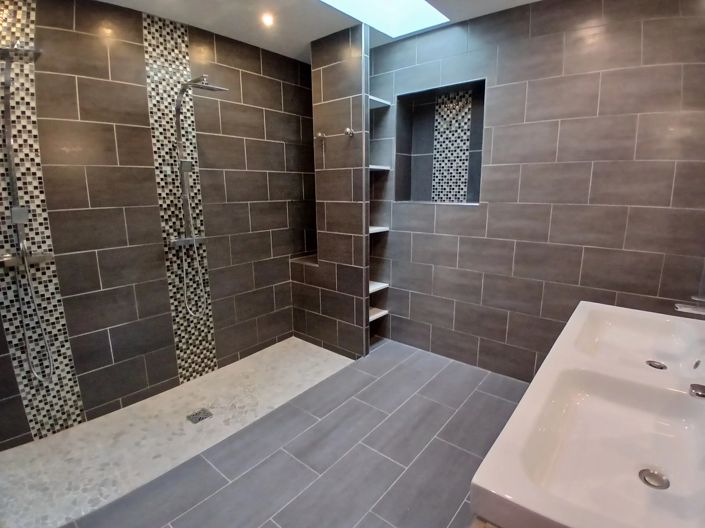 Image No.9-5 Bed House for sale