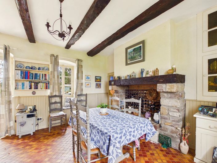 Image No.2-2 Bed House for sale