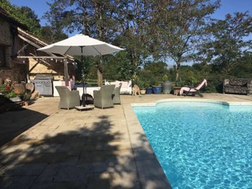 c03d0f13049be620c2f0a5ca64d2bb002bf6467cb4326