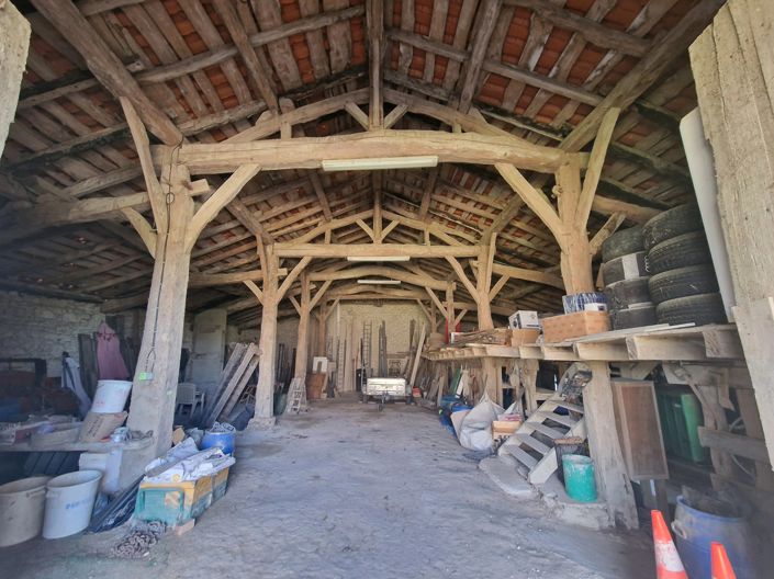 Image No.12-5 Bed House for sale