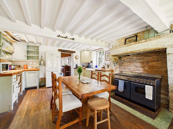 Image No.3-5 Bed House for sale