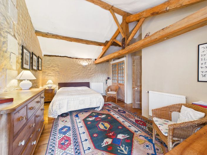 Image No.9-5 Bed House for sale