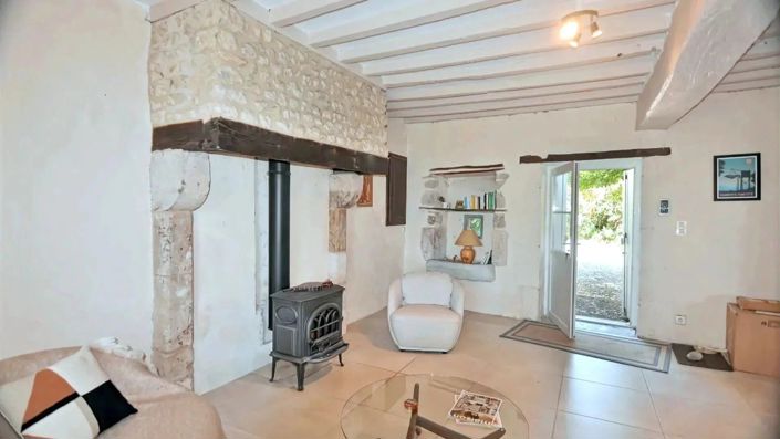 Image No.6-3 Bed House for sale