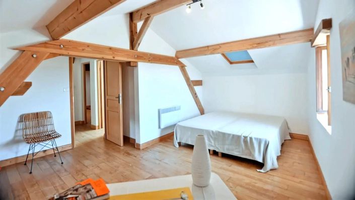 Image No.9-3 Bed House for sale