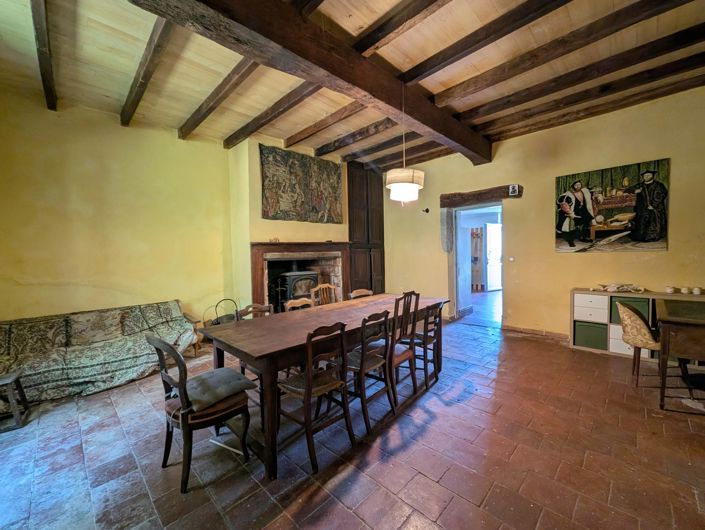 Image No.6-5 Bed House for sale