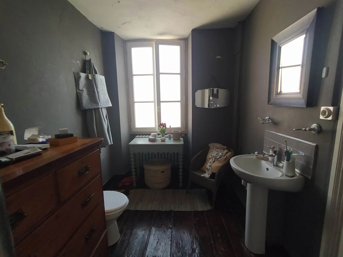 Image No.14-6 Bed House for sale