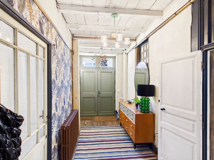 Image No.8-6 Bed House for sale