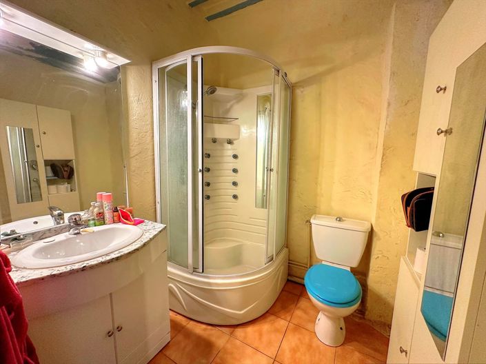 Image No.7-4 Bed Village House for sale