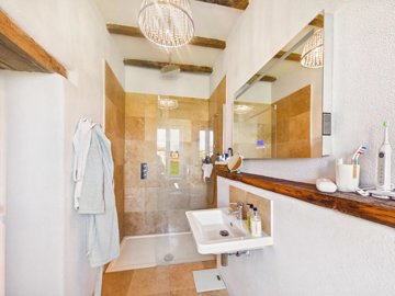 d004cda3f1f3430d2517f636450a3f638f7a072a2f200