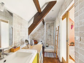 c1fb29be77d6be7d9b4beeba420d9554ed223df65a200