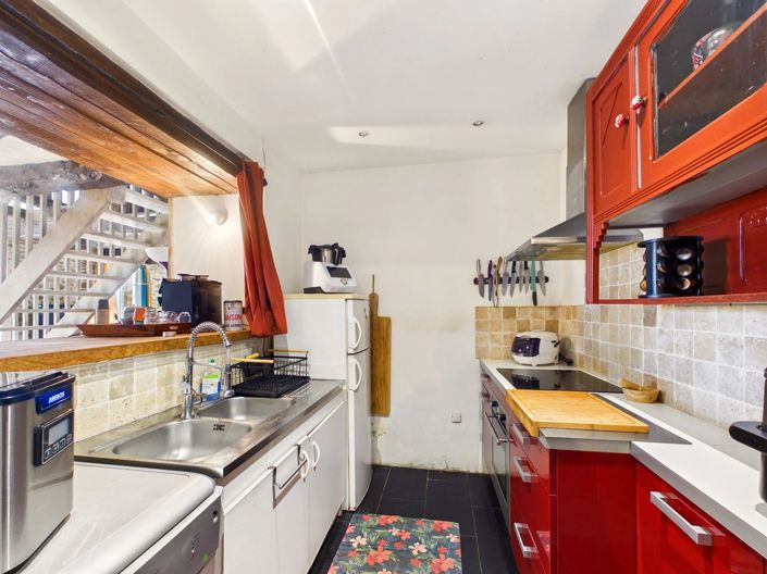 Image No.6-4 Bed House for sale