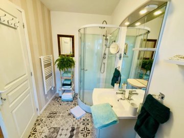 b82df956de5de69a54b97dbac8960916c8f36c4595160