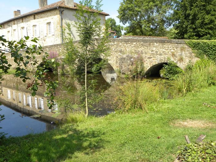 Image No.12-3 Bed Village House for sale