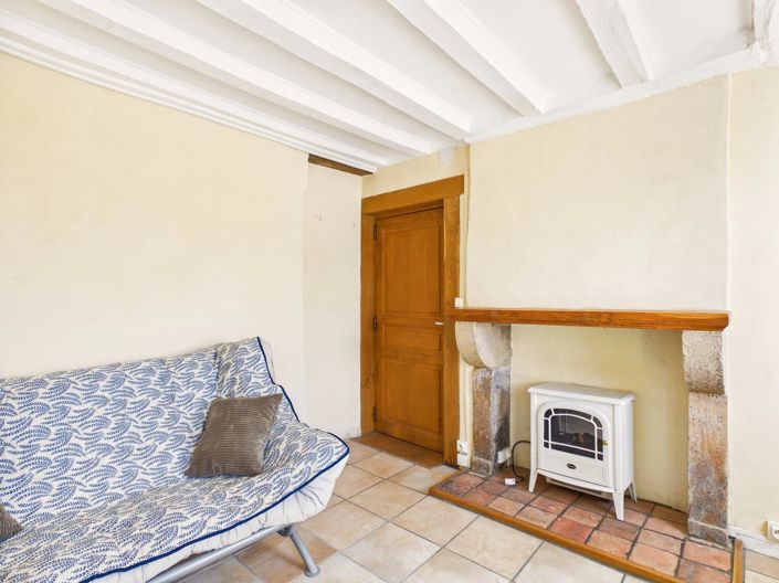 Image No.5-3 Bed Village House for sale