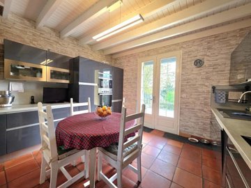 8cb526e6c075c7e2ebf5695f3bcb1fb8d6b1b33902400