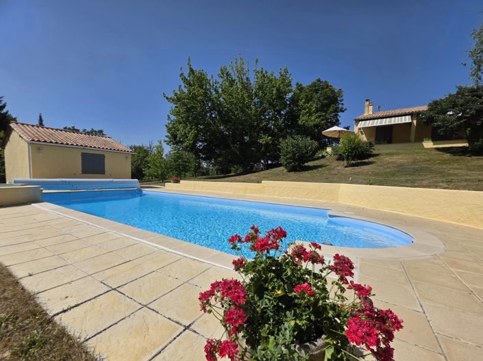 Image No.8-4 Bed Village House for sale