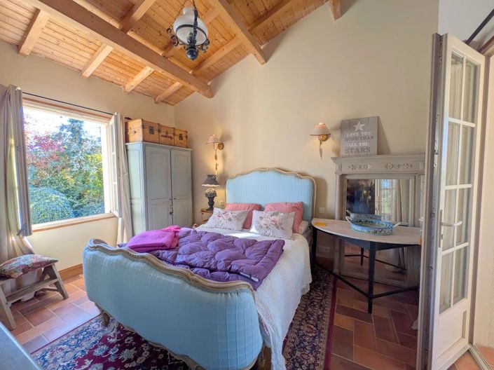 Image No.6-7 Bed House for sale