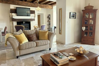 56c8eed84b39bdcb351f5d4f0bfe75d83d7abbc1a8403