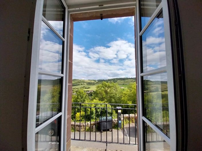 Image No.2-1 Bed Village House for sale