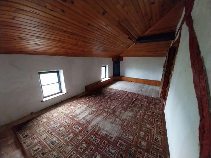 Image No.9-1 Bed Village House for sale