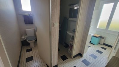 f2e99c6d0e8cd80f38a65acfc80502e4e05047b212403