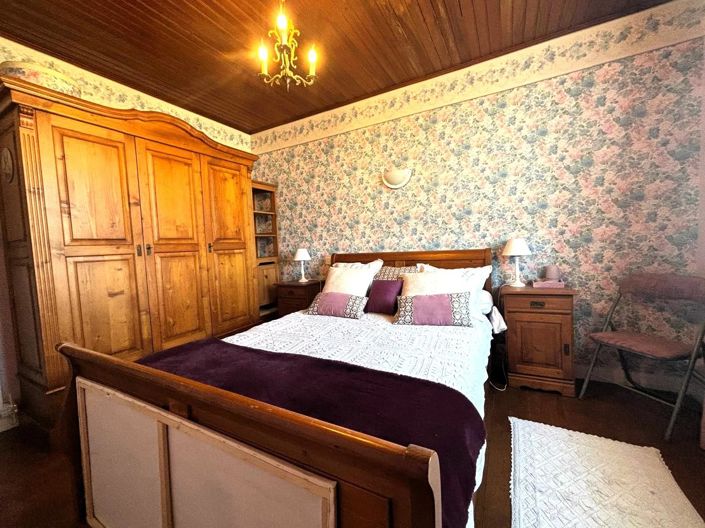 Image No.10-4 Bed Village House for sale