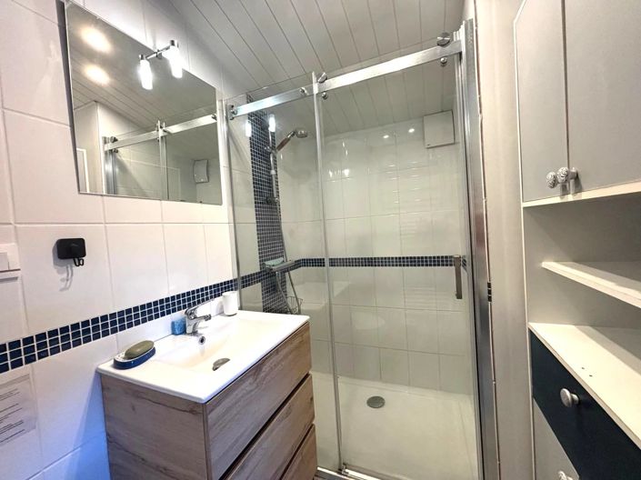 Image No.7-4 Bed Village House for sale