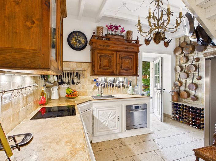 Image No.5-Maison de village de 3 chambres à vendre à Chef-Boutonne