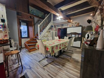 b415dbd20784cb09365d7ba207a2a595327e357702400