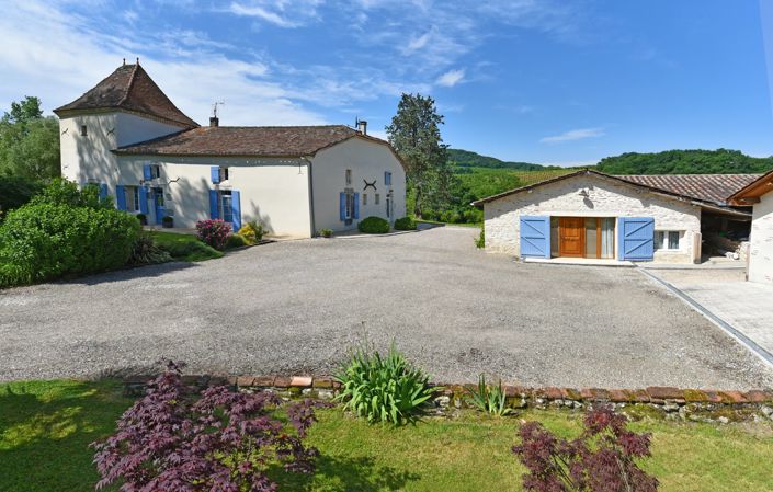 Image No.13-10 Bed House for sale