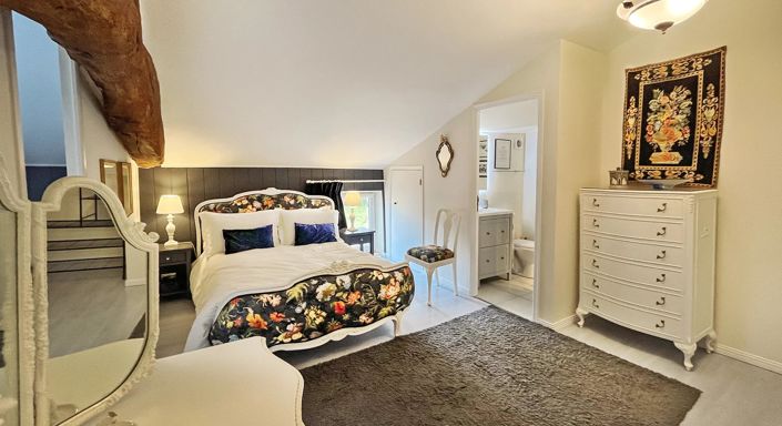 Image No.9-10 Bed House for sale