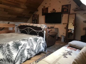 fcb934e3fa5a91b78ed0f9b81359e8d76178cd6acd403