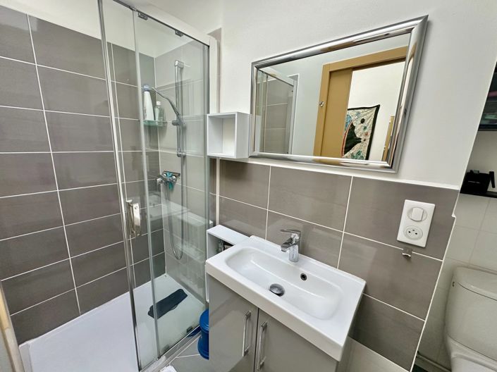 Image No.13-3 Bed House for sale