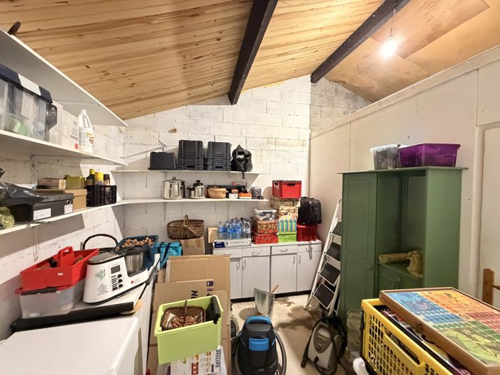 Image No.14-2 Bed House for sale