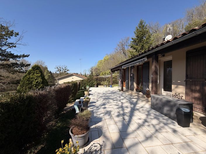 Image No.9-2 Bed House for sale