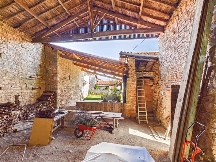 Image No.8-Grange à vendre à Saint-Front