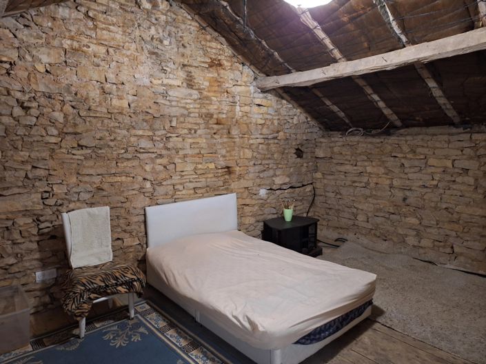 Image No.11-2 Bed Village House for sale