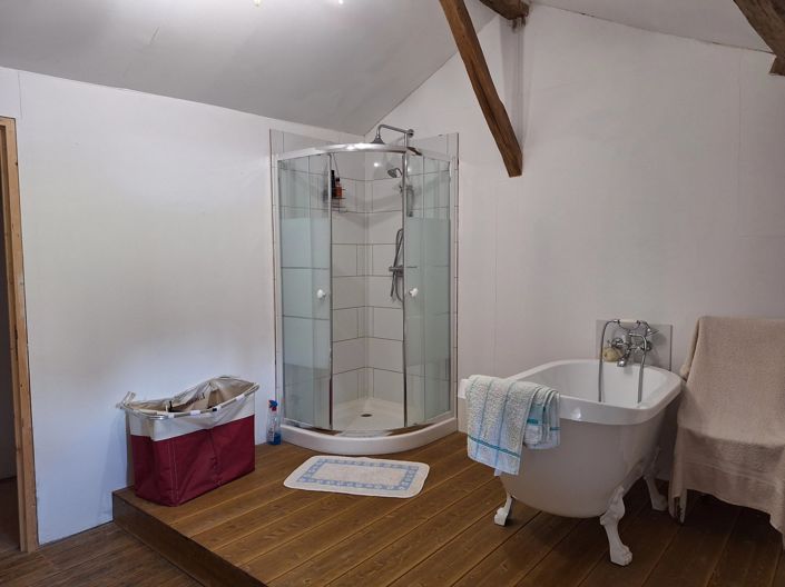 Image No.5-2 Bed Village House for sale