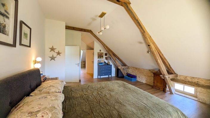 Image No.13-5 Bed House for sale