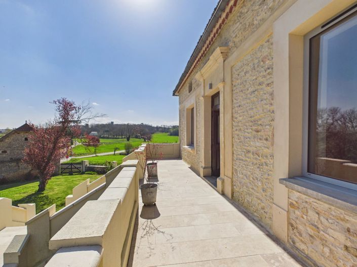 Image No.15-5 Bed House for sale